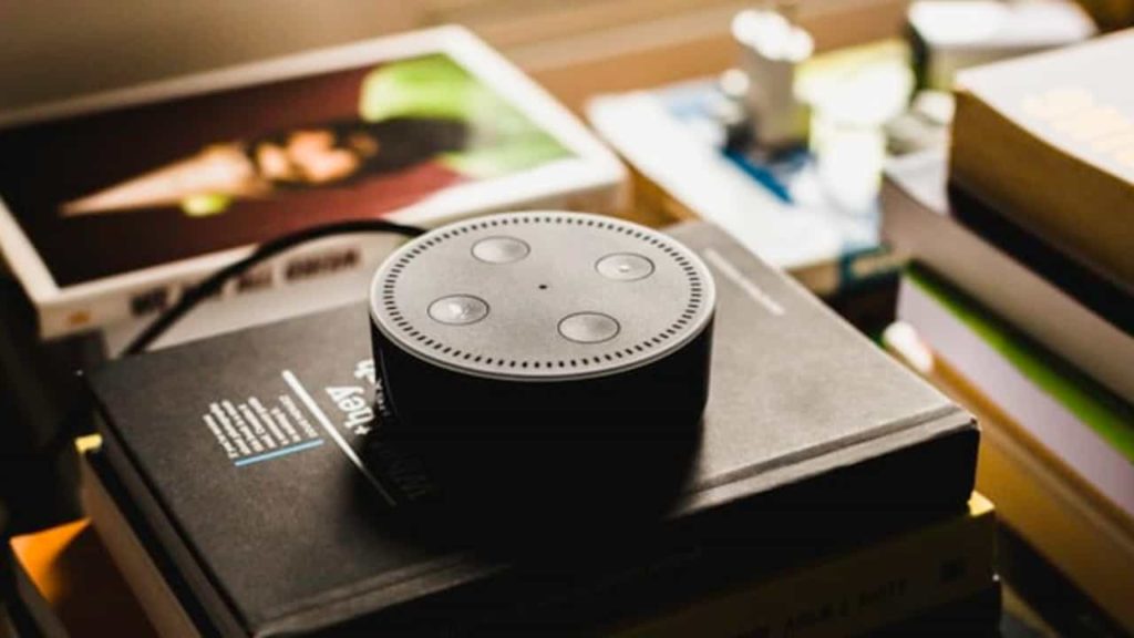How to Change Alexa's voice and Name the Easy way » TRONZI